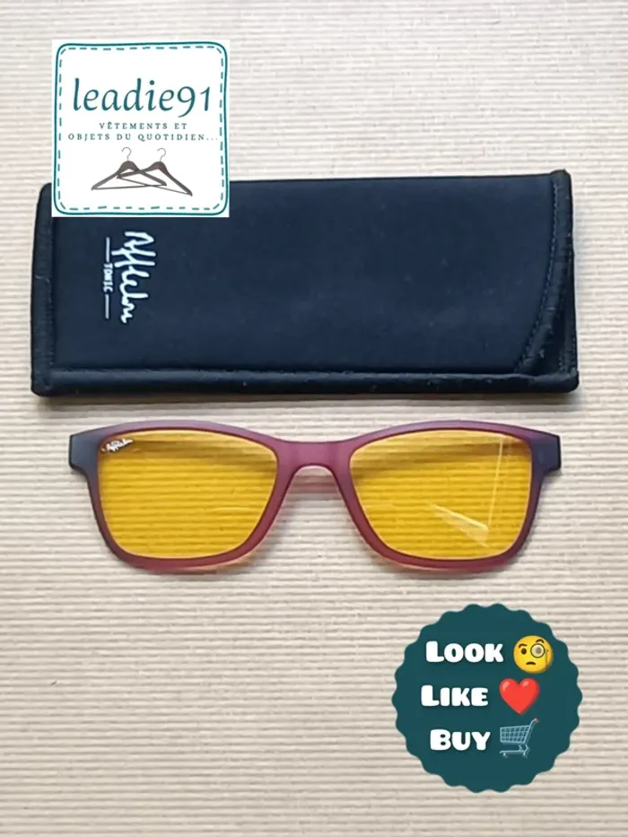 clips lunettes + étui Afflelou