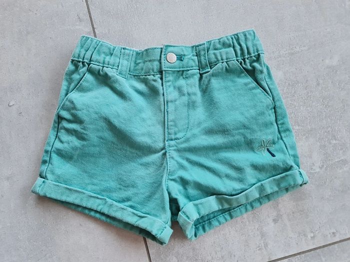 Short 12 mois