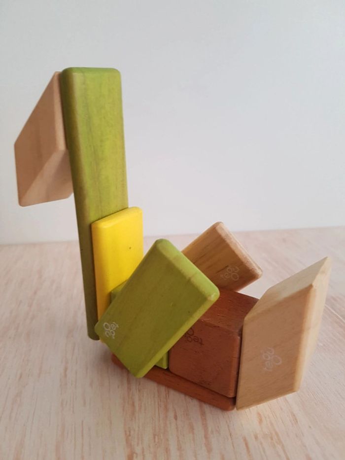 Jeu de construction magnétique en bois Tegu - photo numéro 9