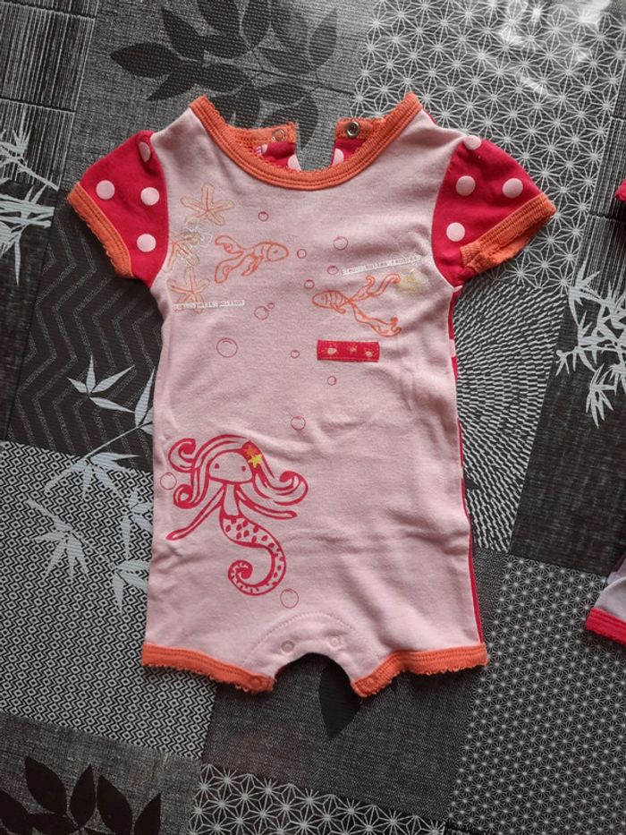 Lot 2 bodys 3 mois fille - photo numéro 3