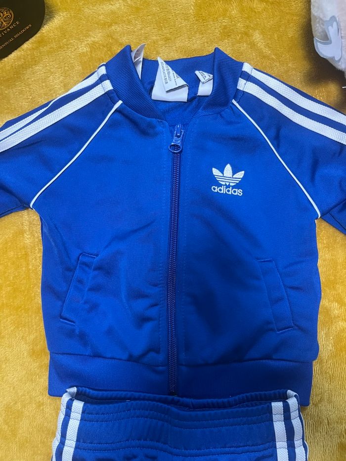 Ensemble adidas jogging bébé - photo numéro 2