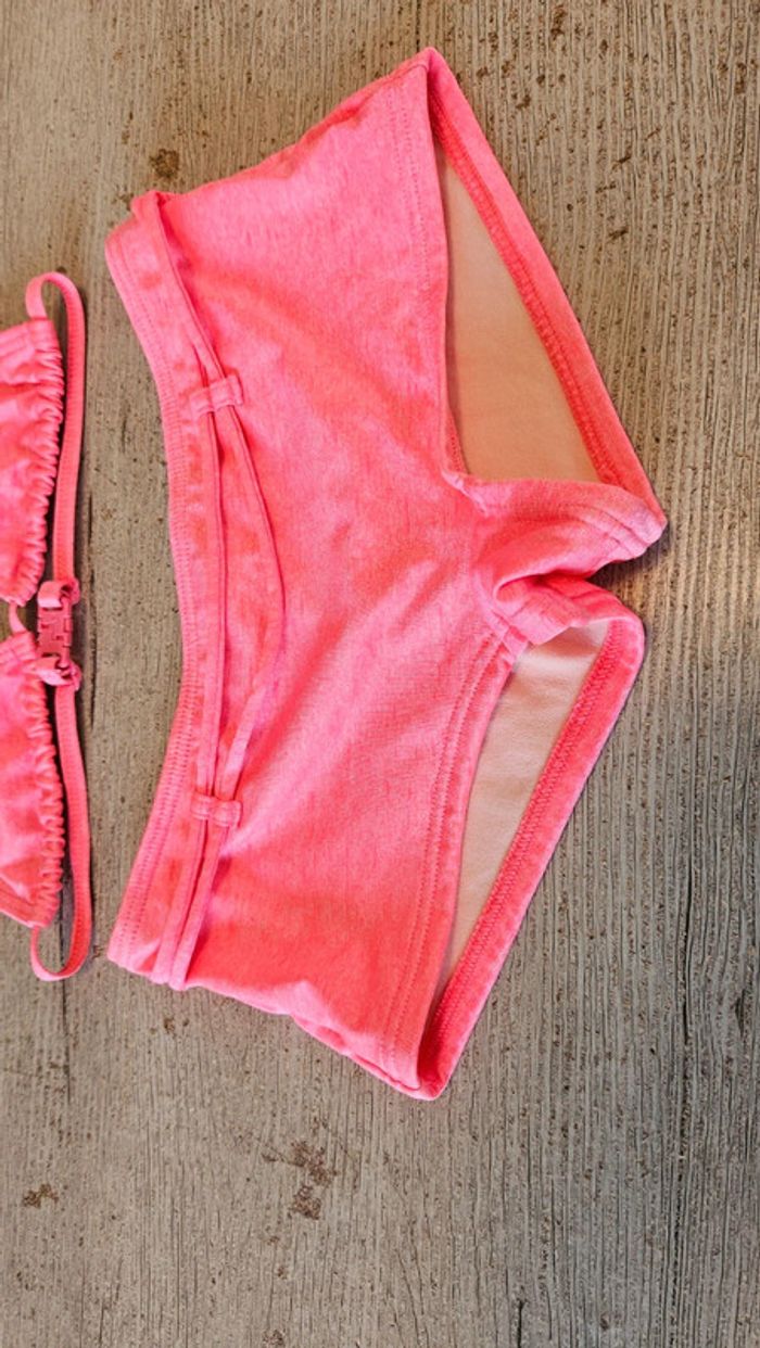 Bikini rose fluo, O'Neill, 10/12 ans, en excellent état - photo numéro 3