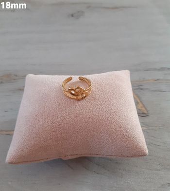 Bague dorée cœurs enlacés