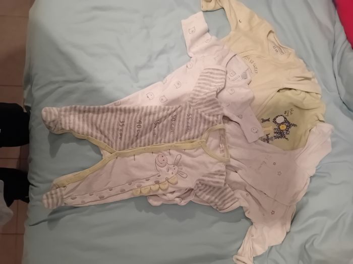 5 pyjamas