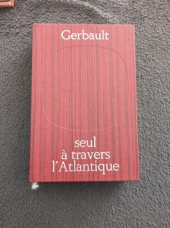 Livre - seul a travers l'Atlantique