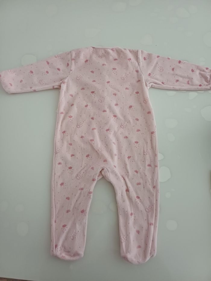 Pyjama taille 12 mois - photo numéro 3