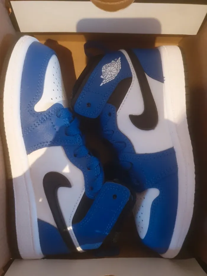 Nike Jordan 1 Mid (28) - photo numéro 8
