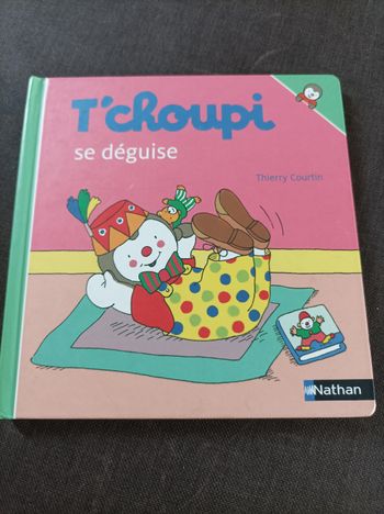 Livre T'choupi se déguise