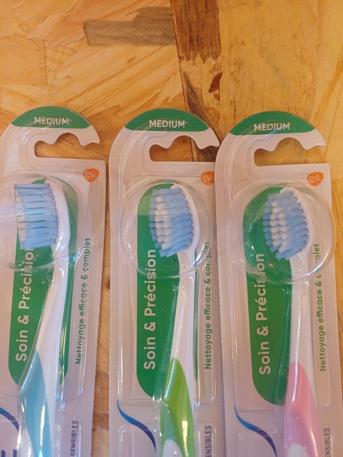 Brosse à dent sensodyne - photo numéro 4