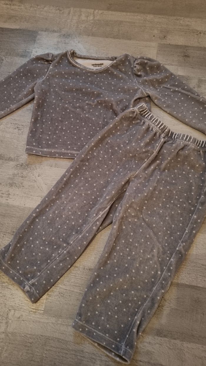 Pyjama 24 mois