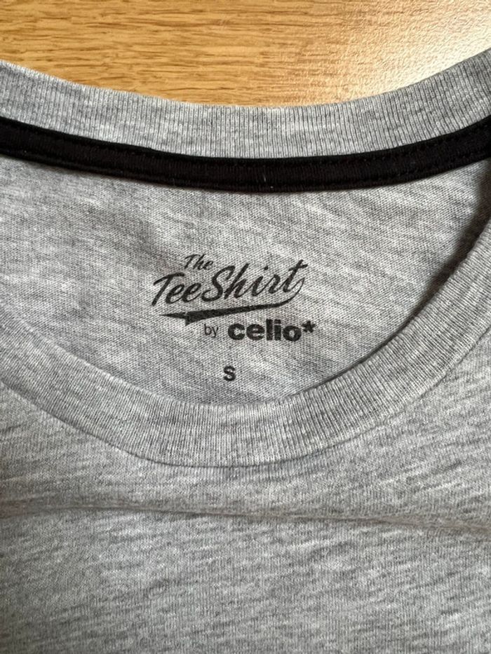 T-shirt manches courtes taille S - photo numéro 3
