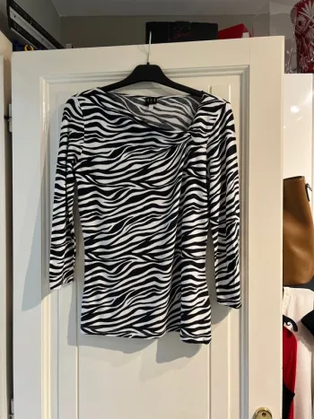 Teeshirt noir et blanc