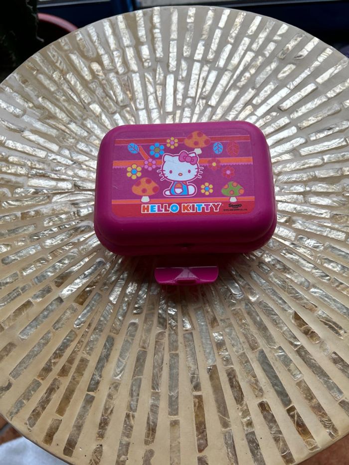 Hello kitty boite à goûter