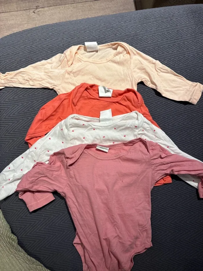 Lots body bébé