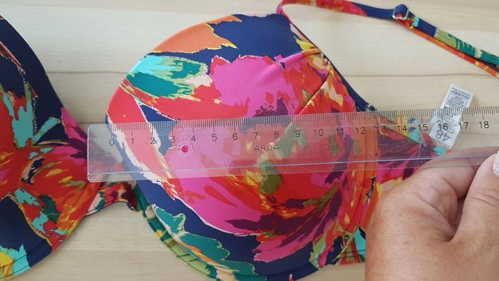 Maillot de bain 2 pièces état neuf 48 bonnet D - photo numéro 8