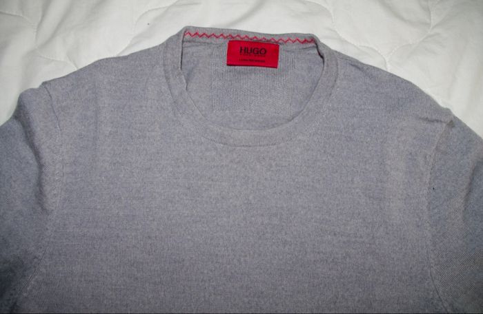 pull Hugo Boss homme S - photo numéro 3