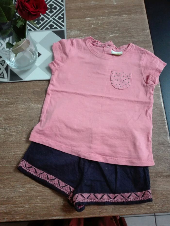 Ensemble TAO bébé fille 12 mois bleu rose brodé short t shirt