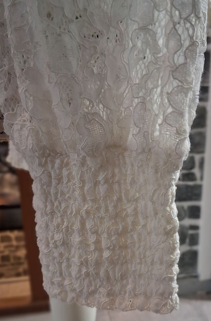 Blouse blanche courte tout en dentelle - photo numéro 5