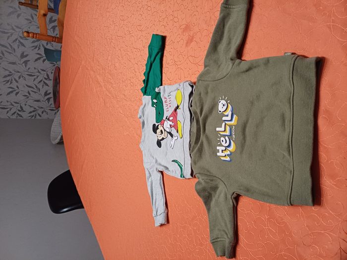 4 sweats garçons Taille 3 mois - photo numéro 3