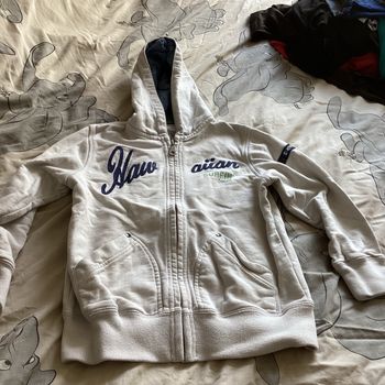 Veste à capuche 8ans