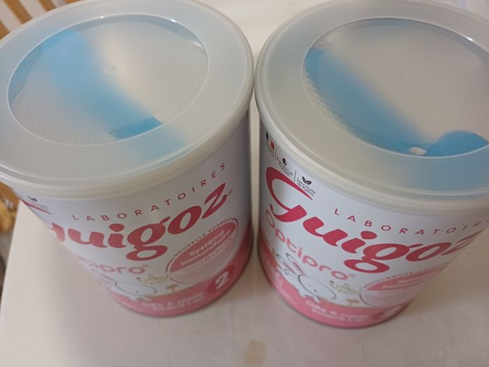 2 boîte de lait guigoz 2 ème âge a 25€ - photo numéro 2