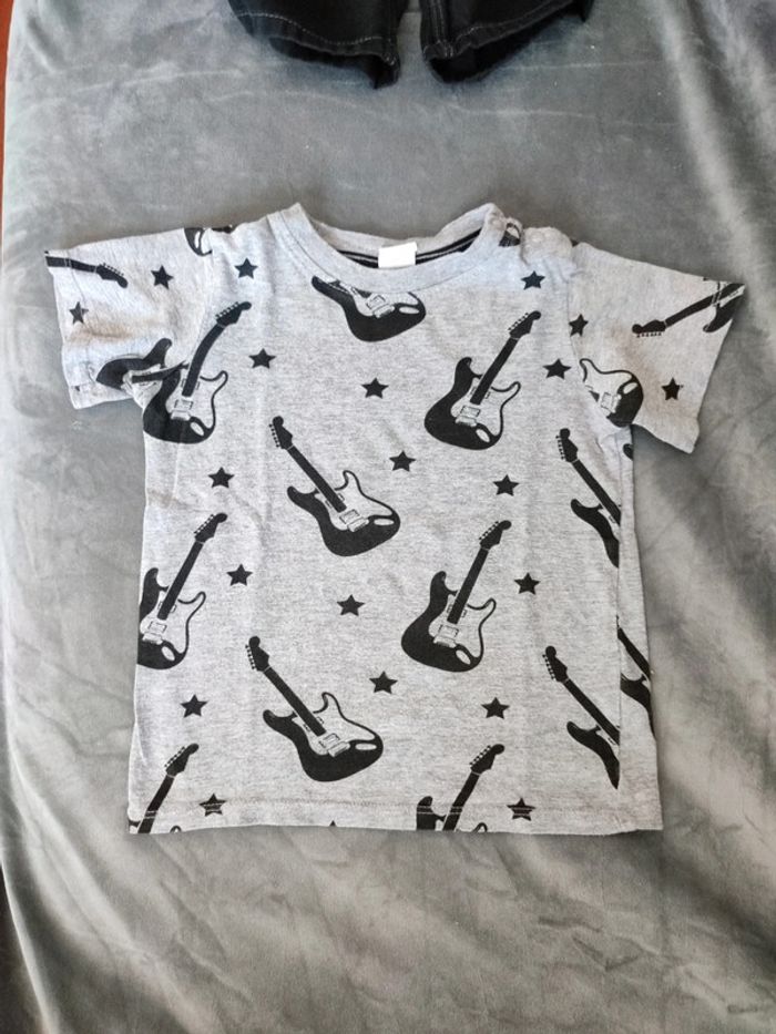 Ensemble short et t-shirt - photo numéro 2