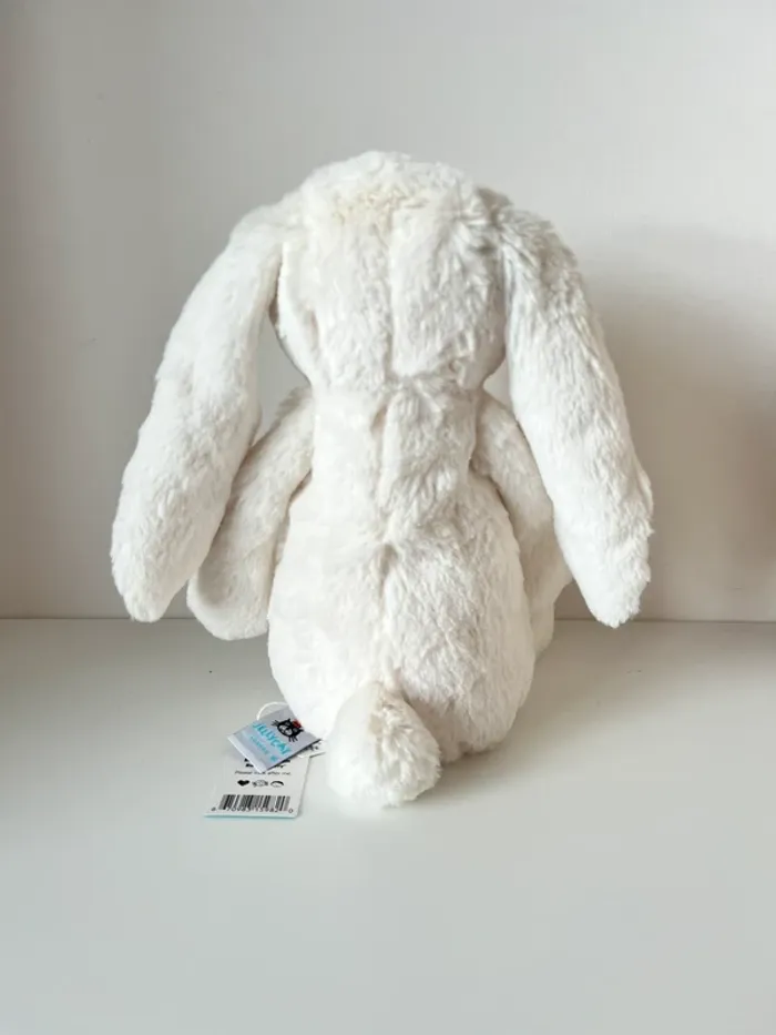 Medium blossom cream berry bunny Jellycat - photo numéro 4