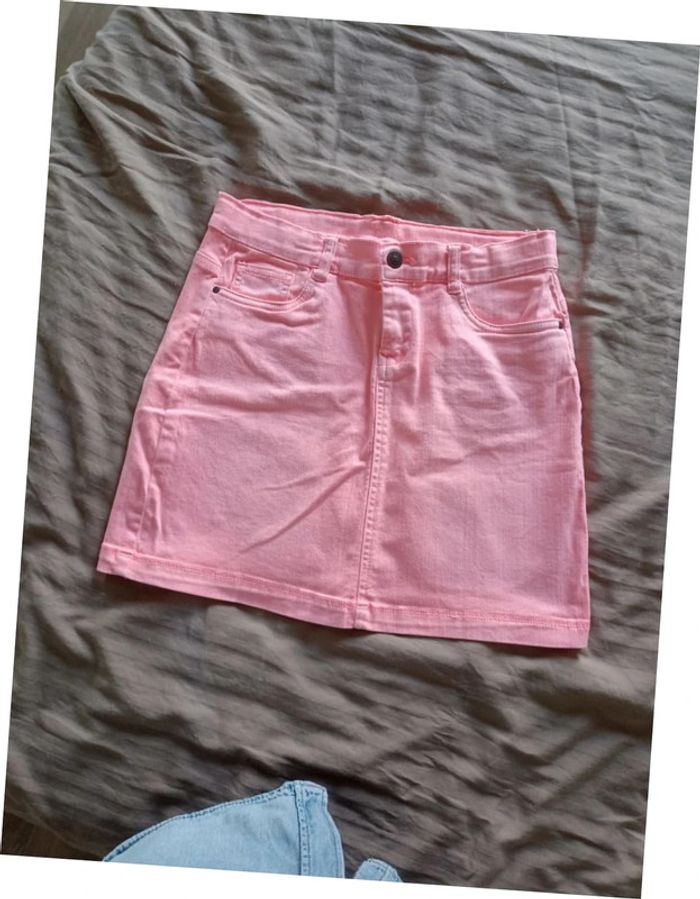 Superbe jupe tape à l'oeil