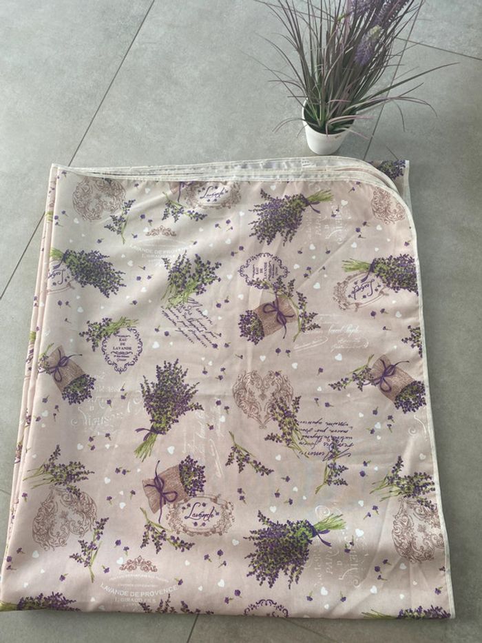 Magnifique nappe souvenir de Provence 🪻 - photo numéro 5