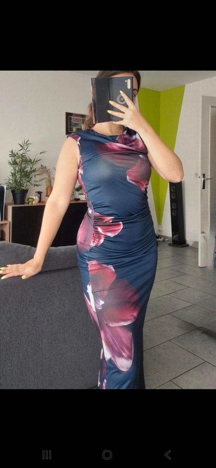 Robe moulante