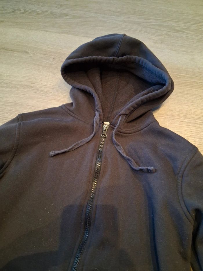 Gilet noir - photo numéro 3