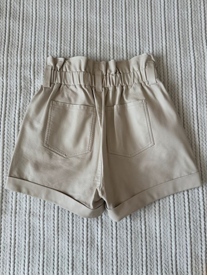 Très beau short crème collection Iris Mittenaere /Taille 42 - photo numéro 3