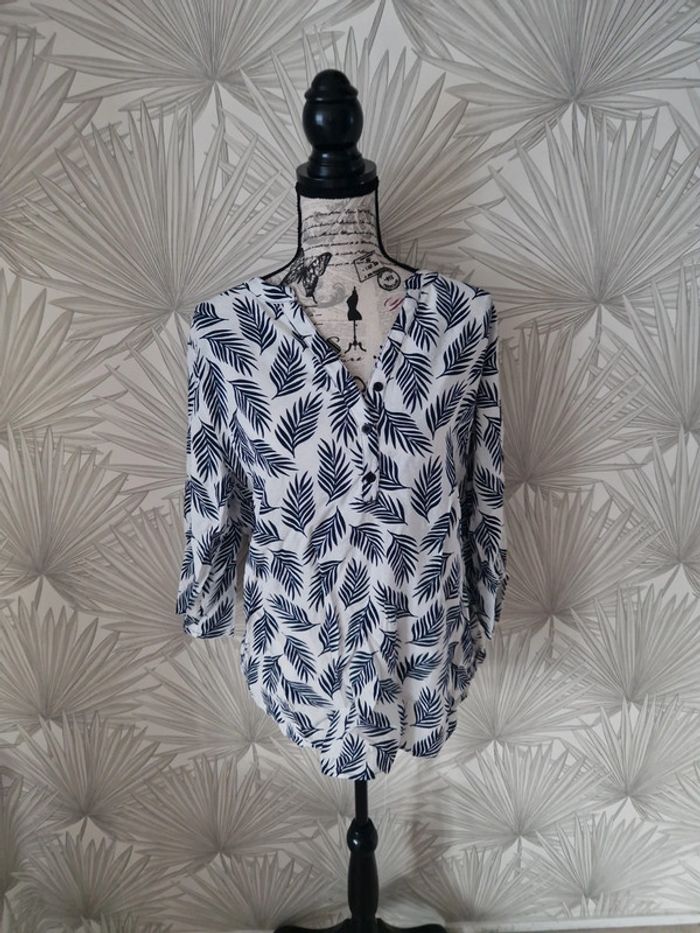 Jolie blouse motifs feuilles Christy taille 38