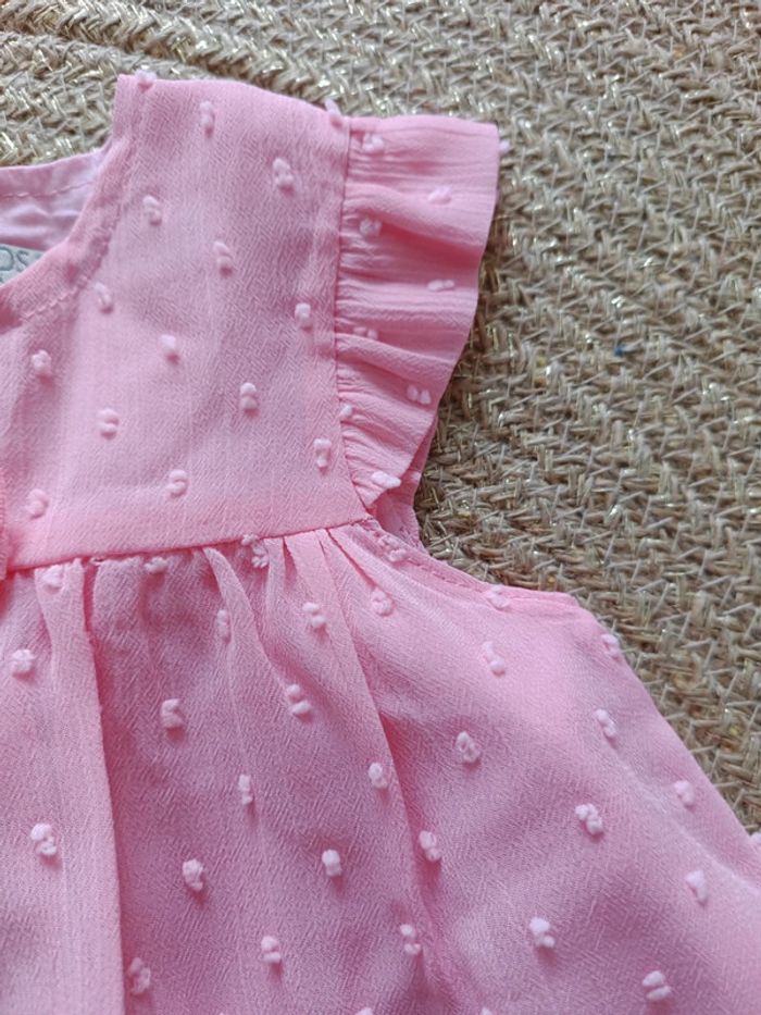 Jolie robe rose bonbon / parfaite pour les occasions - photo numéro 3