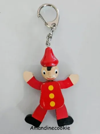 Porte-clé Pinocchio articulé en bois