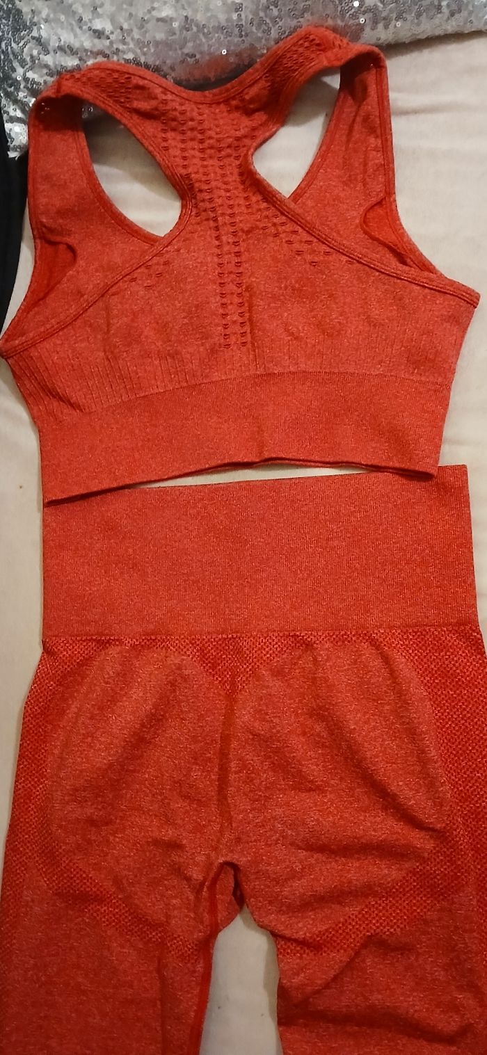 Tenue de sport femme - photo numéro 5