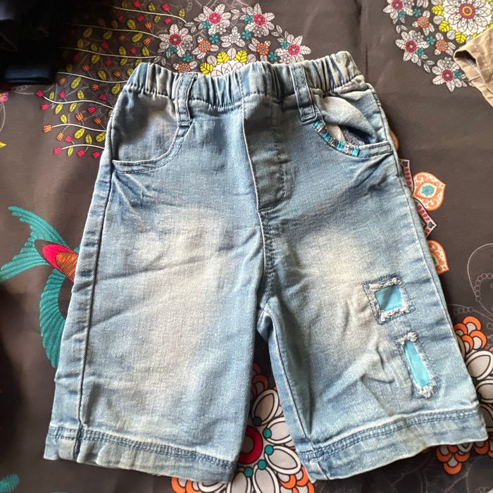 Short jeans