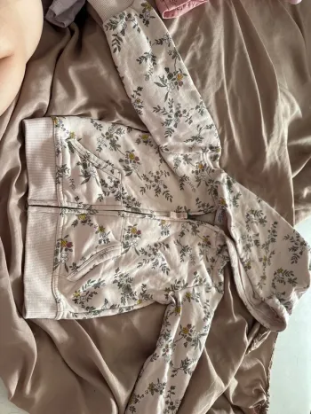 Veste tape à l’œil bébé fille 24 mois