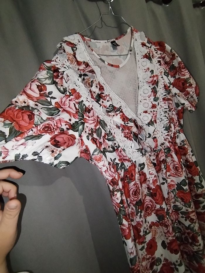 Robe fleurie - photo numéro 2