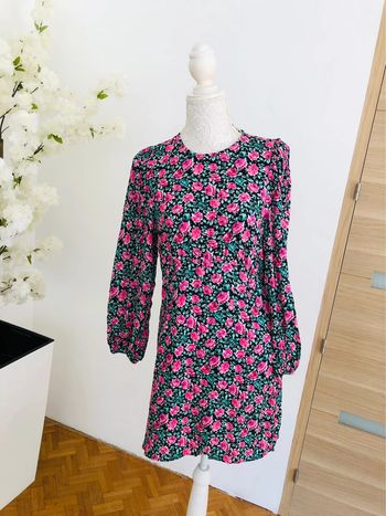 Robe fleuries Zara neuve taille M