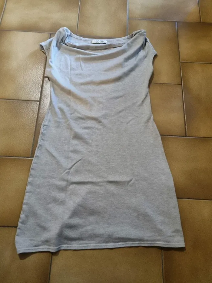 Lot vêtements femme tailles diverses - photo numéro 3