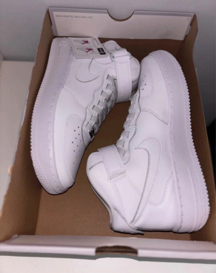 Nike Air Force 1 Mid P.38,5 Neuves unisex - photo numéro 9