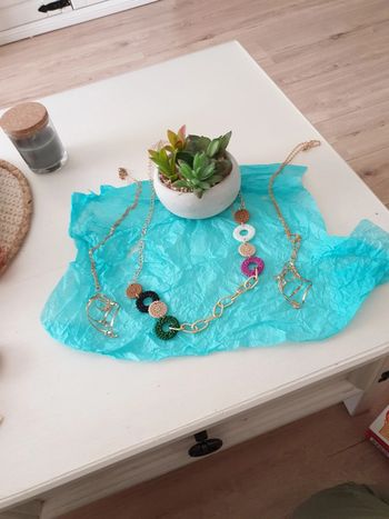 Lot 3 colliers fantaisies neufs