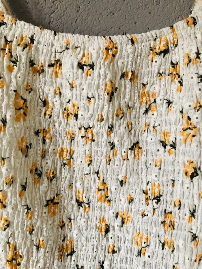 CropTop Shein taille S 🌻 - photo numéro 3