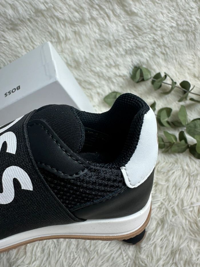 Paire de basket BOSS taille 21 - photo numéro 5