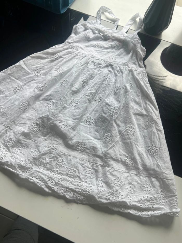 Robe blanche - photo numéro 3