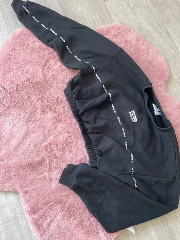 Pull court adidas