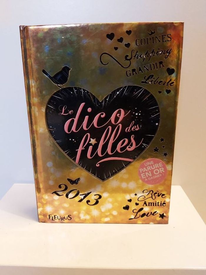 Le Dico des filles 2013 - Éditions Fleurus