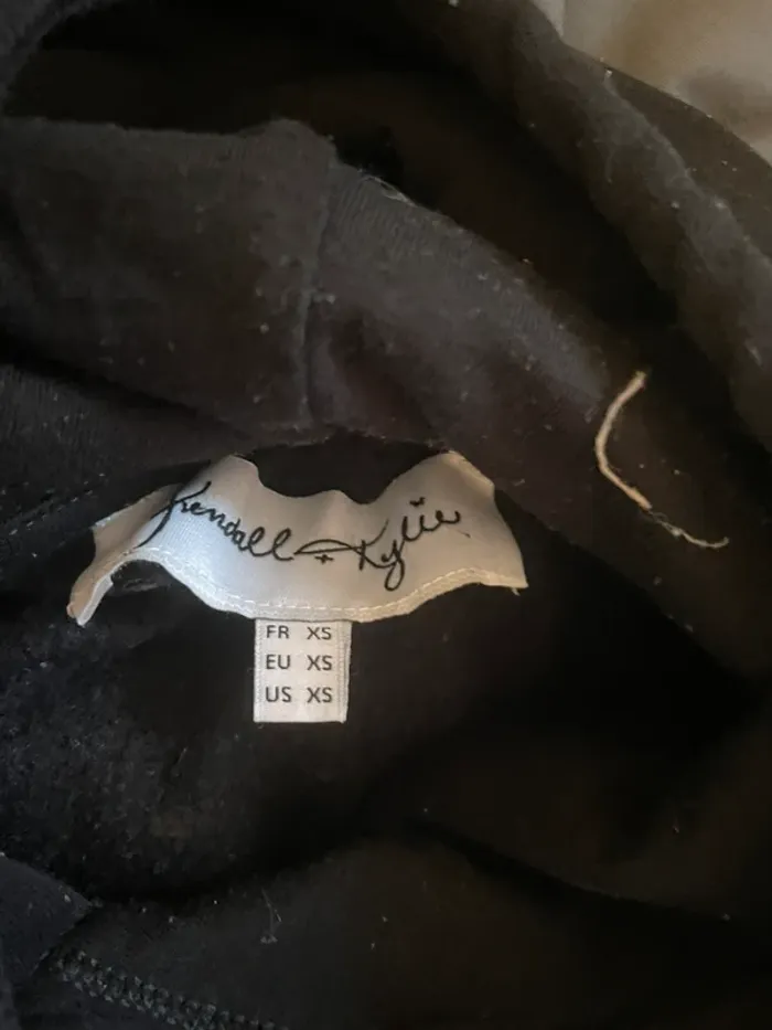 Sweat-shirt à capuche - photo numéro 3