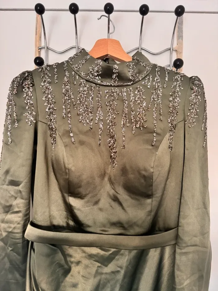 Robe de soirée / mariage / baptême - photo numéro 2